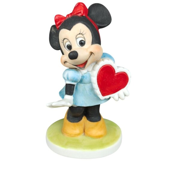 Vintage Minnie Mouse Bisque Figurine With Heart Walt Disney Productions - Picture 1 of 6
